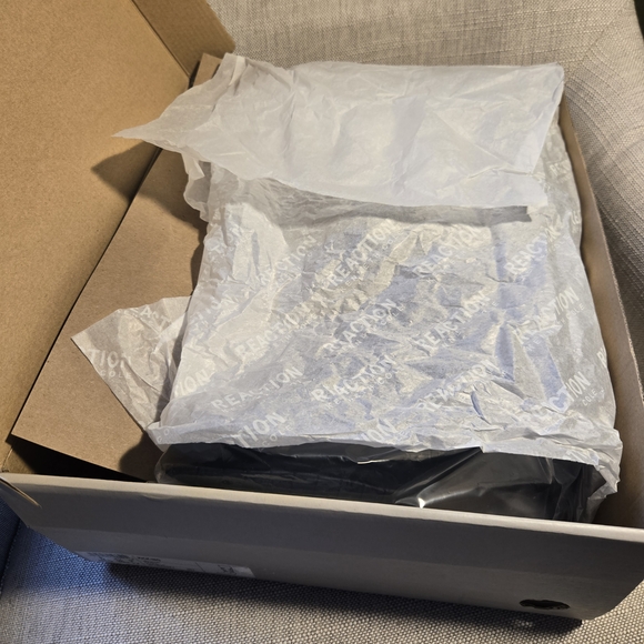 Reaction Kenneth Cole Black Slouchy Heeled Boots - Picture 6 of 7